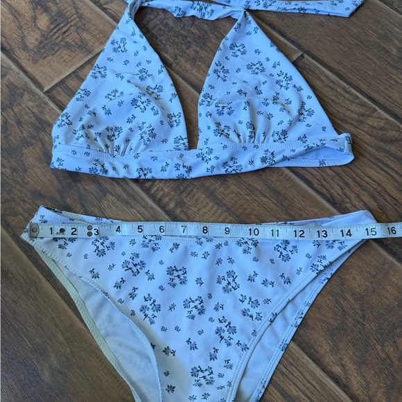 Floral Print Bikini Set - White - Picture 3 of 6
